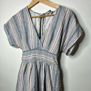 American Eagle romper shorts, back tie, size extra Small, breezy feel